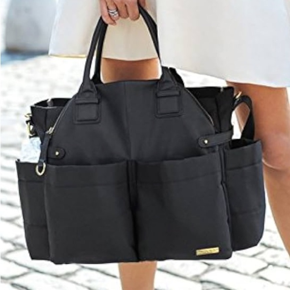 Skip Hop Chelsea Downtown Chic Diaper Satchel - Black